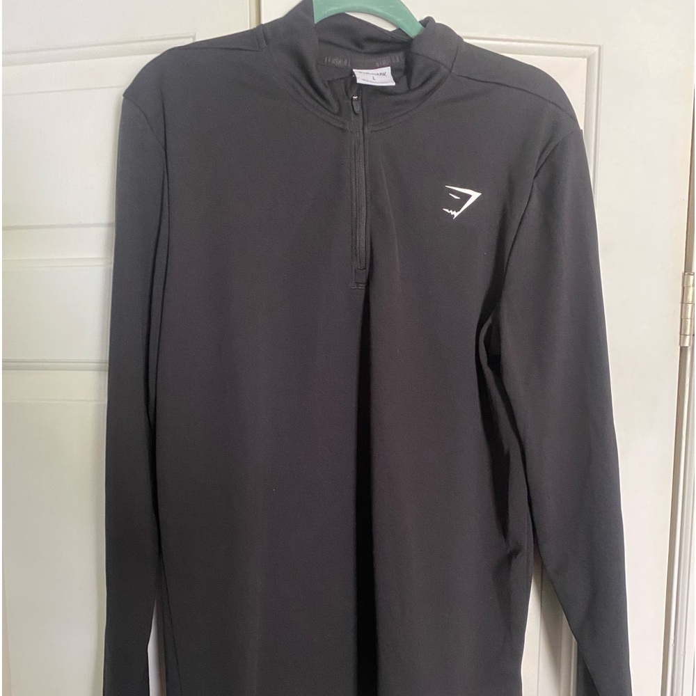Gymshark quarter pullover black large